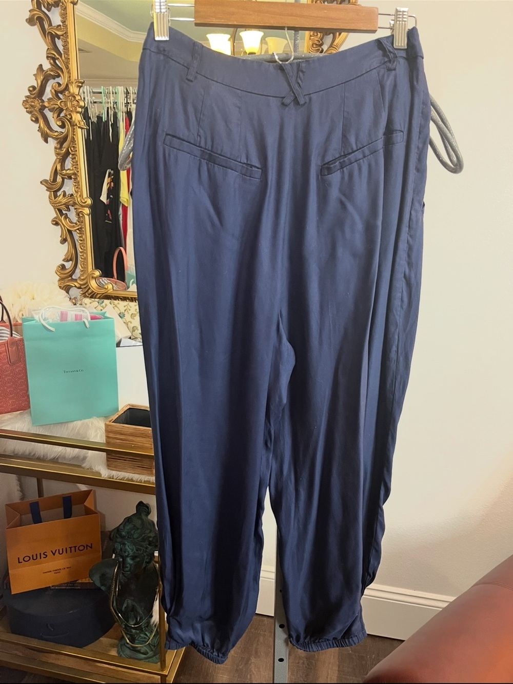 Anthropologie Navy Blue Pleated Wide leg Balloon flowy Jogger Pants Size US 6 - Picture 10 of 16
